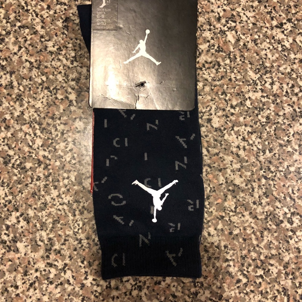 Nike Jordan socks Sz M 6-8 men’s